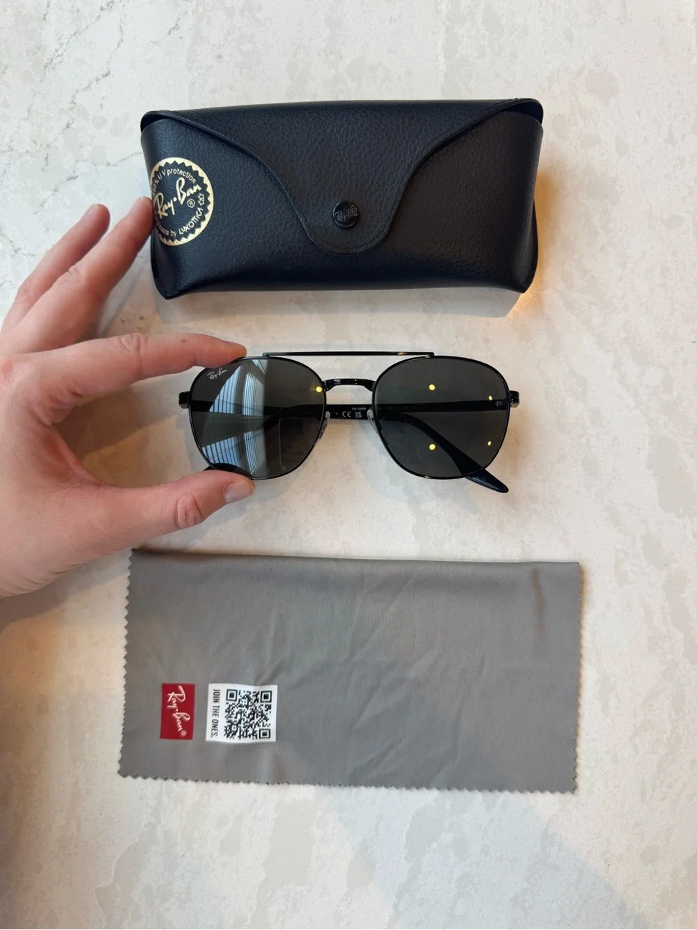 Ray-Ban Sunglasses RB3688 - Excellent Condition